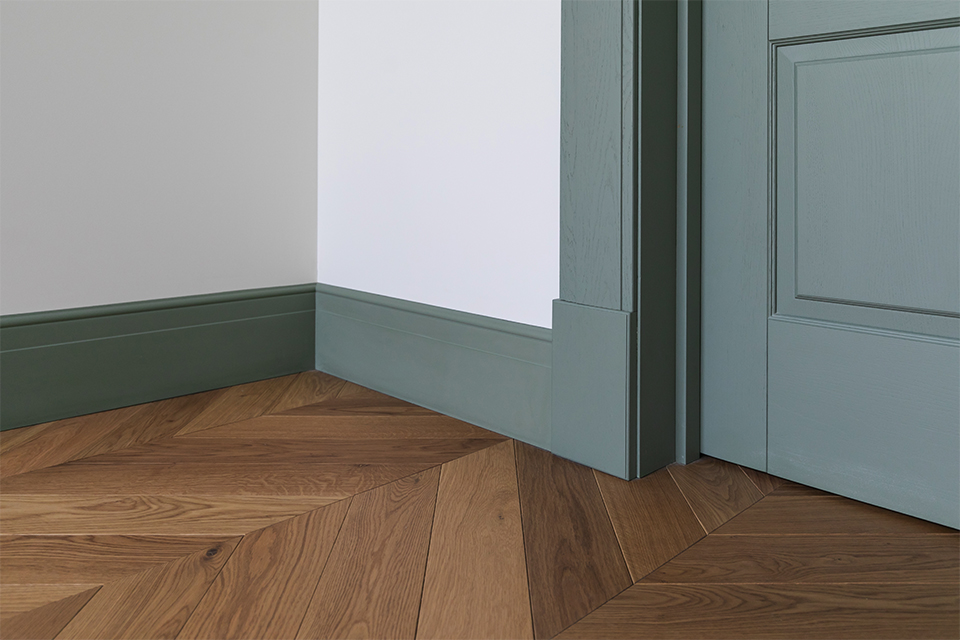 skirting board