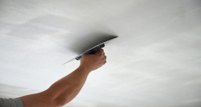 plastering ceiling