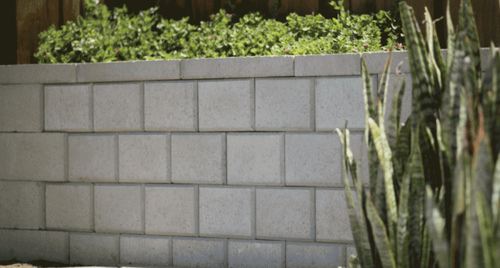 Concrete garden wall