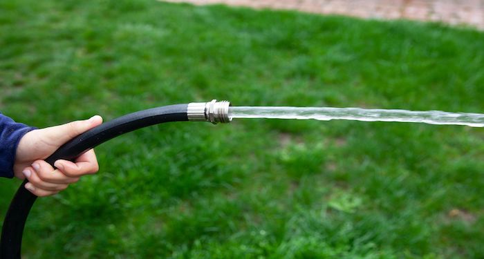 Light duty garden hose