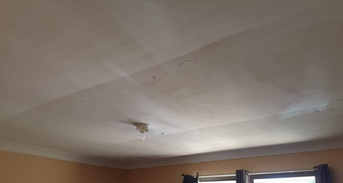 Is Your Ceiling Damaged Homehow Co Uk, Saggy Ceiling Repair Cost