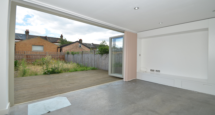 bifold door