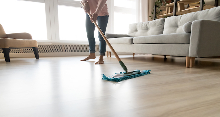 Cleaning Hard Floor