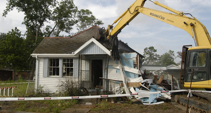 hosue being demolished