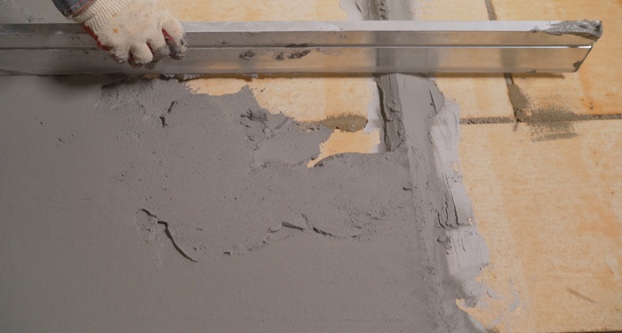 Floor being screeded