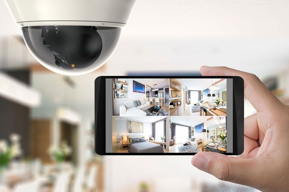 Home security cameras on smartphone