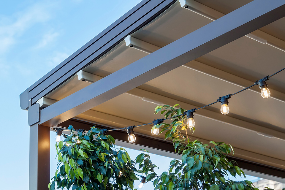 awning with lights