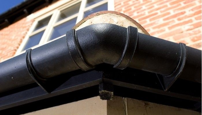 cast iron guttering