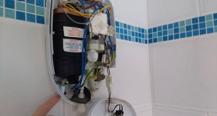elektrische douche werkt niet meer help