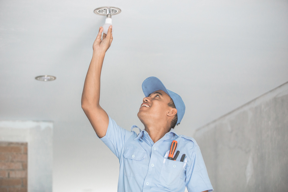 installing downlights