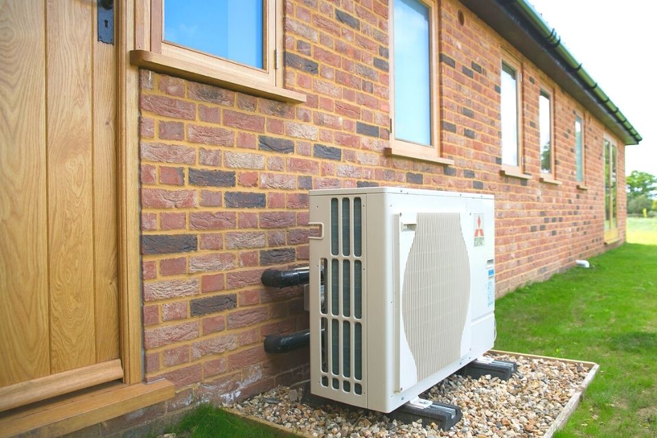 Outdoor air source heat pump